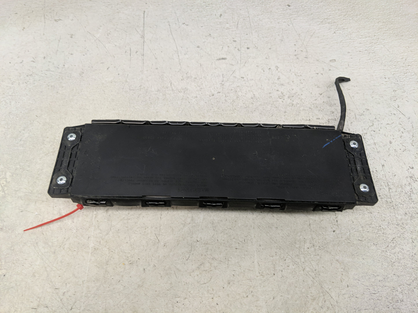 2013-2016 Dodge Dart Air Bag Passenger Right Knee OEM P/N:P68102233AD Fits Fits 2013 2014 2015 2016 OEM Used Auto Parts - Oe