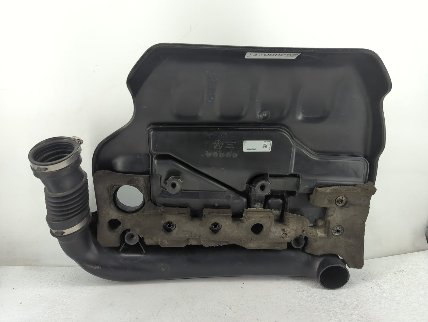 2016 Dodge Dart Engine Cover - Oemusedautoparts1.com