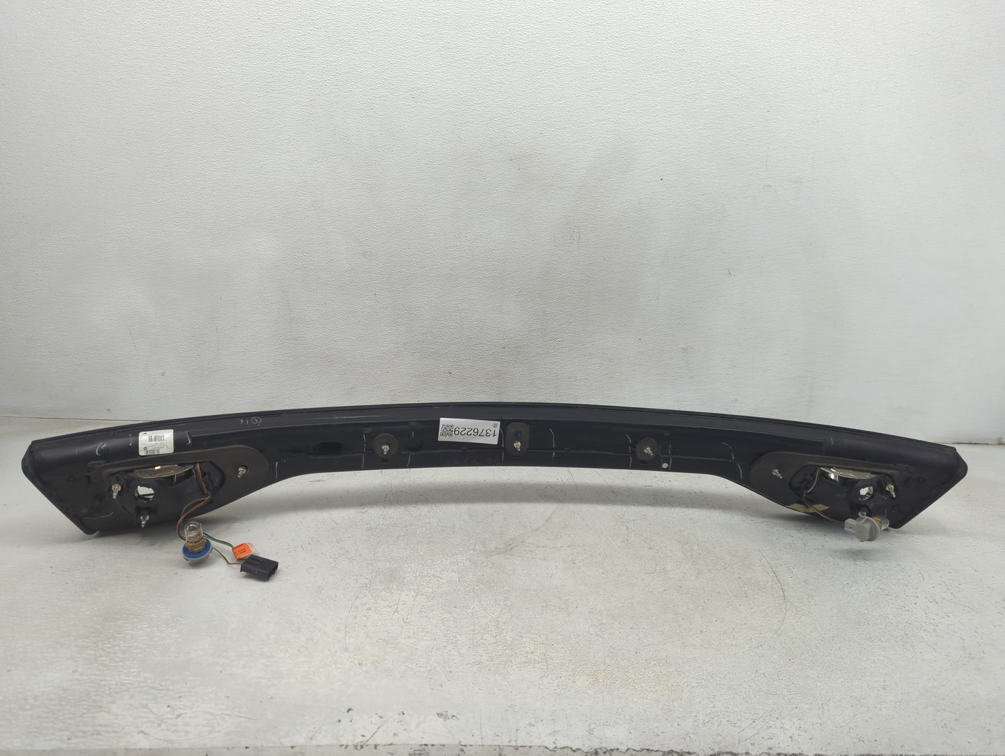 2016 Dodge Dart Third Brake Light Tail Light P/N:68164500AE 00HTC402112 Fits OEM Used Auto Parts - Oemusedautoparts1.com