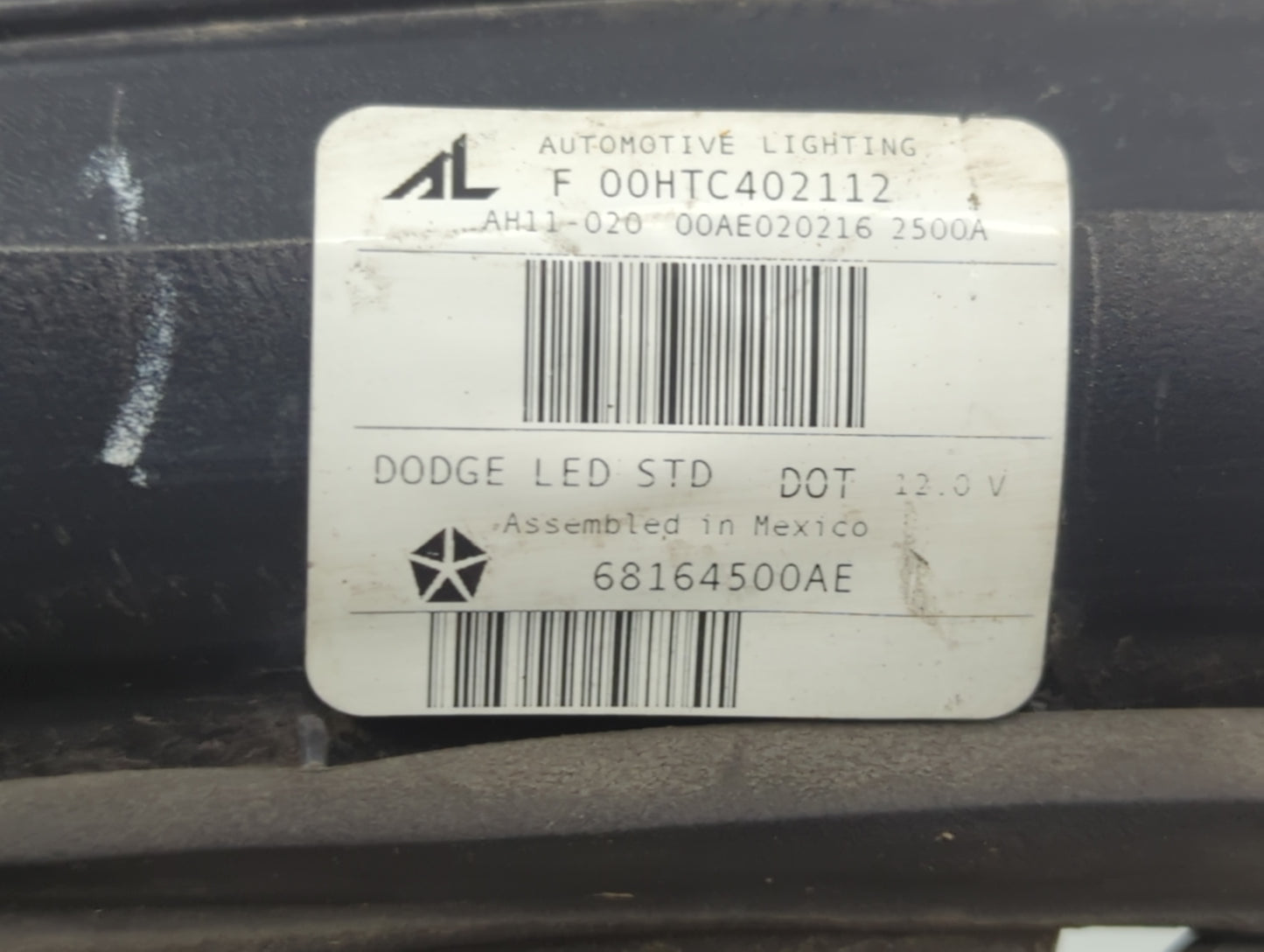 2016 Dodge Dart Third Brake Light Tail Light P/N:68164500AE 00HTC402112 Fits OEM Used Auto Parts - Oemusedautoparts1.com