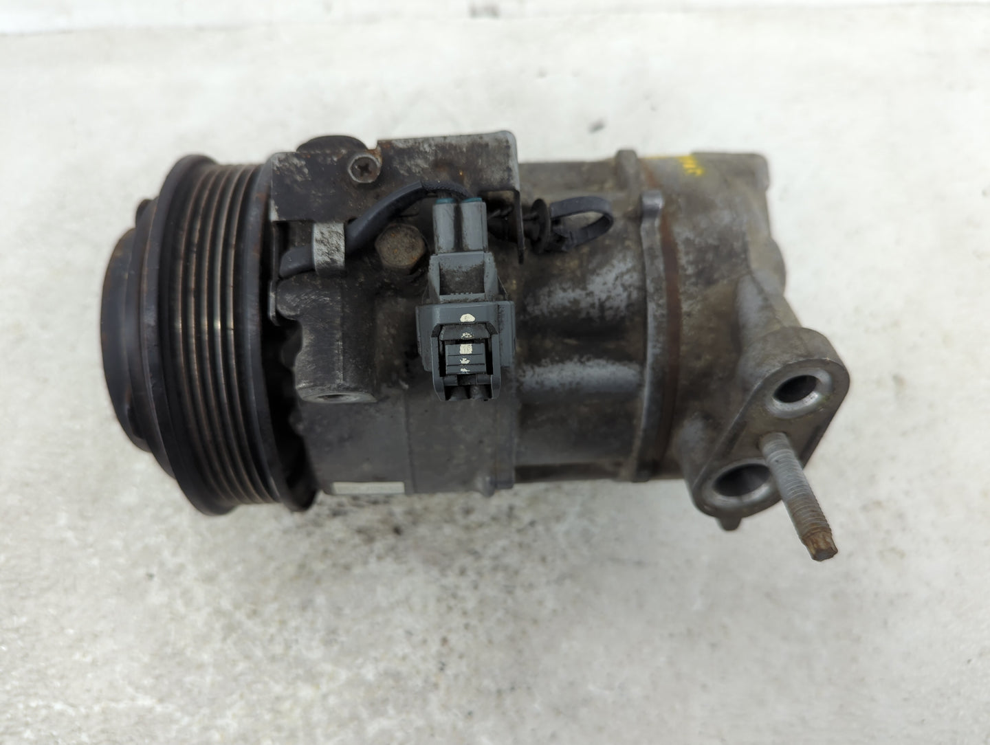 2014-2016 Dodge Dart Air Conditioning A/c Ac Compressor Oem - Oemusedautoparts1.com