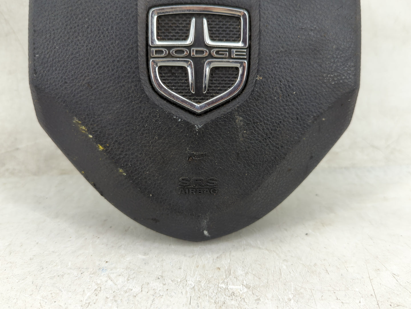 2013-2016 Dodge Dart Air Bag Driver Left Steering Wheel Mounted P/N:P1TL52DX9AD Fits Fits 2013 2014 2015 2016 OEM Used Auto 