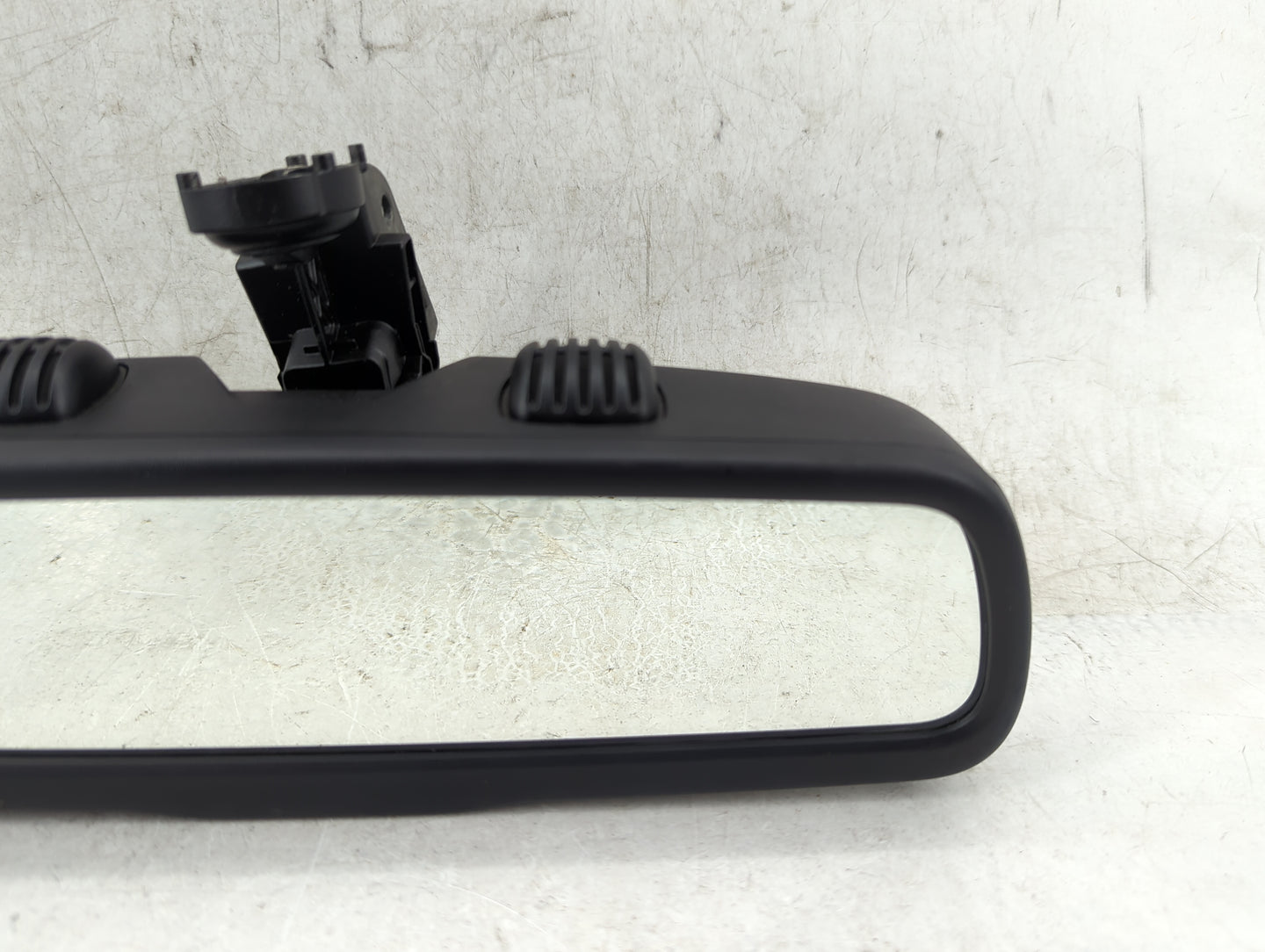 2016 Dodge Dart Interior Rear View Mirror Replacement OEM P/N:A048070 Fits OEM Used Auto Parts - Oemusedautoparts1.com