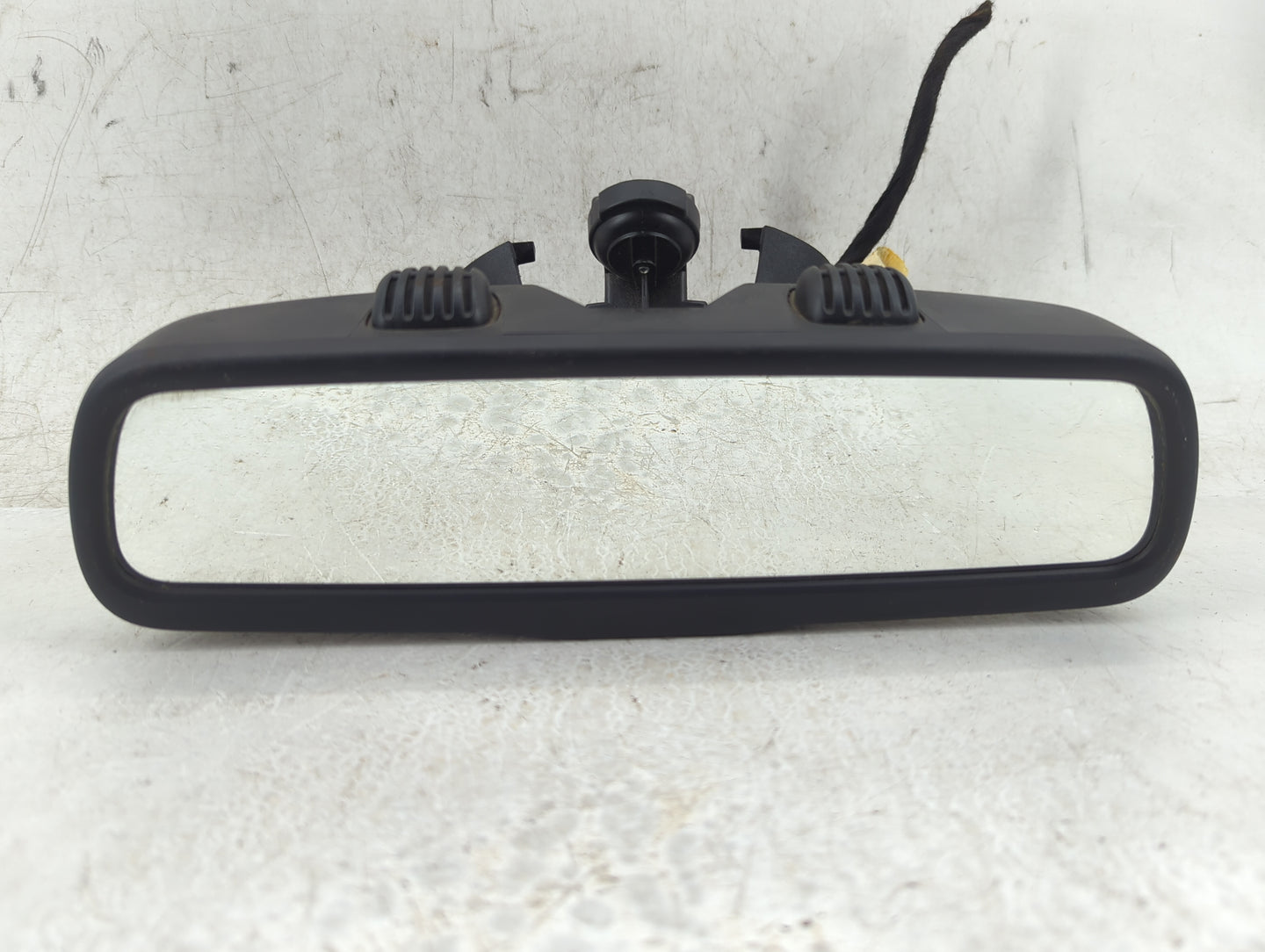 2016 Dodge Dart Interior Rear View Mirror Replacement OEM P/N:A048070 Fits OEM Used Auto Parts - Oemusedautoparts1.com