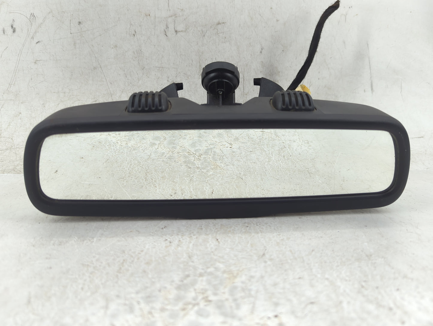2016 Dodge Dart Interior Rear View Mirror Replacement OEM P/N:A048070 Fits OEM Used Auto Parts - Oemusedautoparts1.com