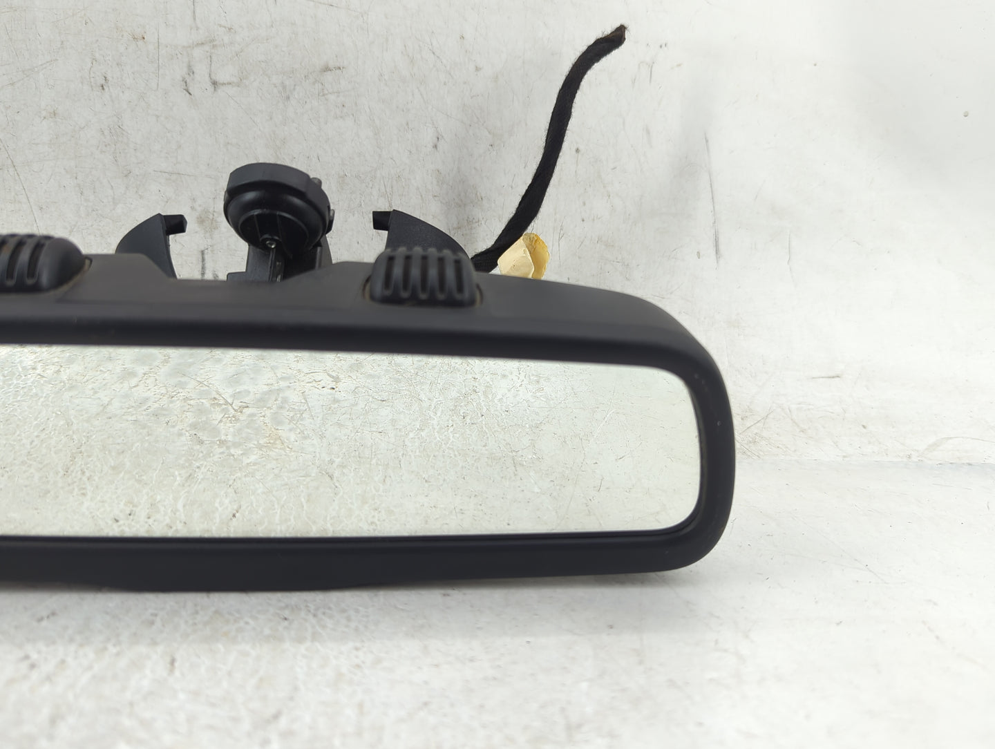 2016 Dodge Dart Interior Rear View Mirror Replacement OEM P/N:A048070 Fits OEM Used Auto Parts - Oemusedautoparts1.com
