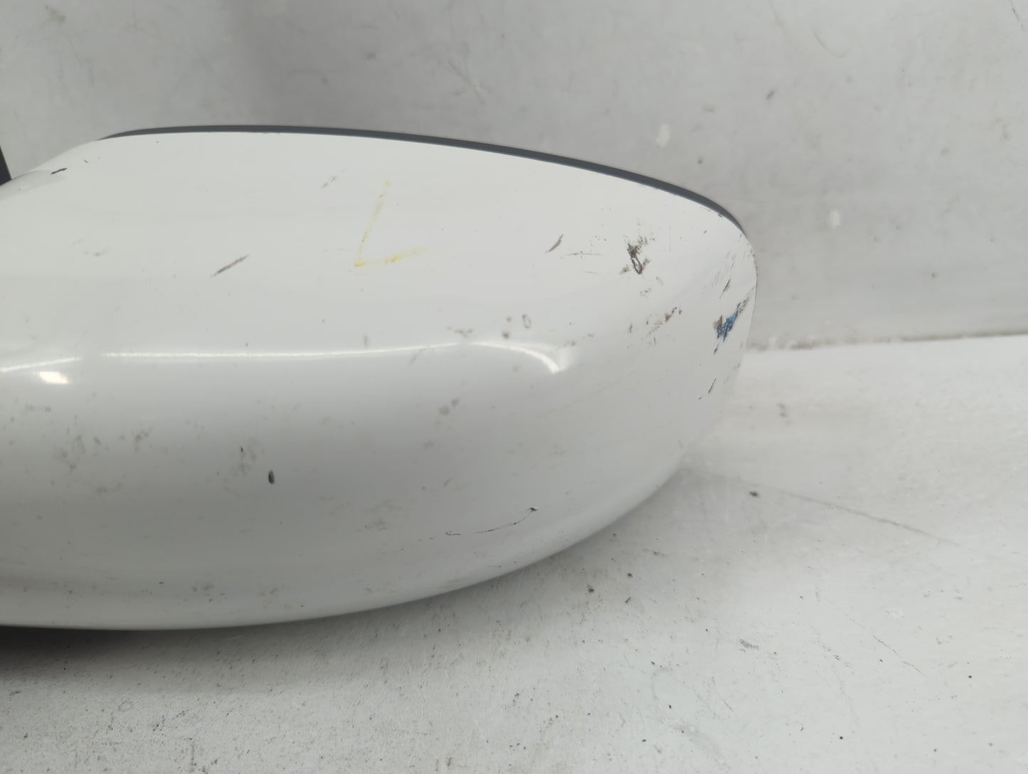 2013-2016 Dodge Dart Driver Side View Mirror - Left Door Mirror OEM Used - Oemusedautoparts1.com