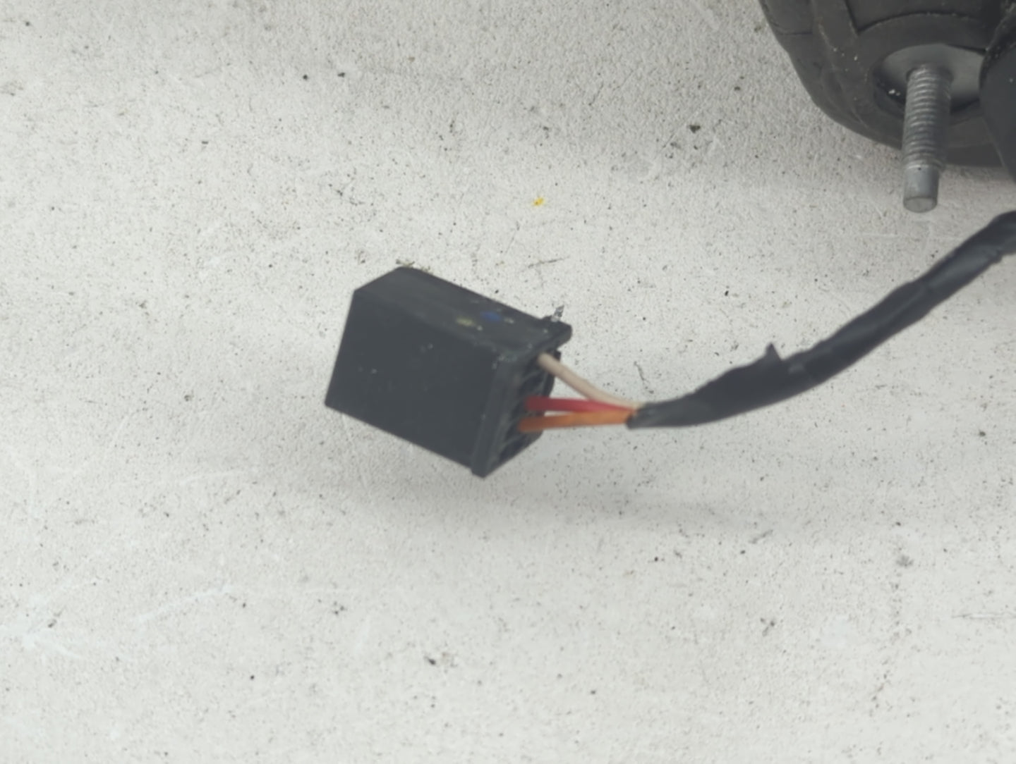 2013-2016 Dodge Dart Driver Side View Mirror - Left Door Mirror OEM Used - Oemusedautoparts1.com