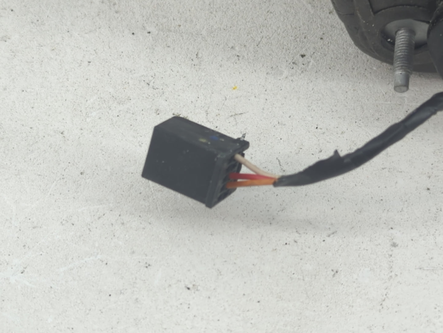 2013-2016 Dodge Dart Driver Side View Mirror - Left Door Mirror OEM Used - Oemusedautoparts1.com