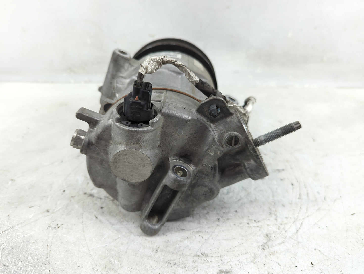 2014-2016 Dodge Dart Air Conditioning A/c Ac Compressor Oem - Oemusedautoparts1.com