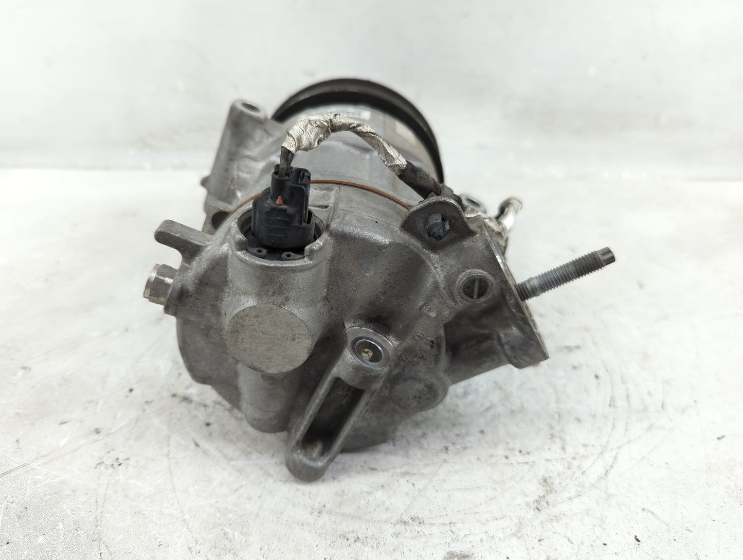 2014-2016 Dodge Dart Air Conditioning A/c Ac Compressor Oem - Oemusedautoparts1.com
