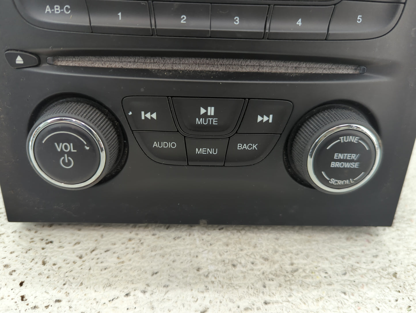2015-2016 Dodge Dart Radio AM FM Cd Player Receiver Replacement P/N:04692355AI Fits Fits 2015 2016 OEM Used Auto Parts - Oem