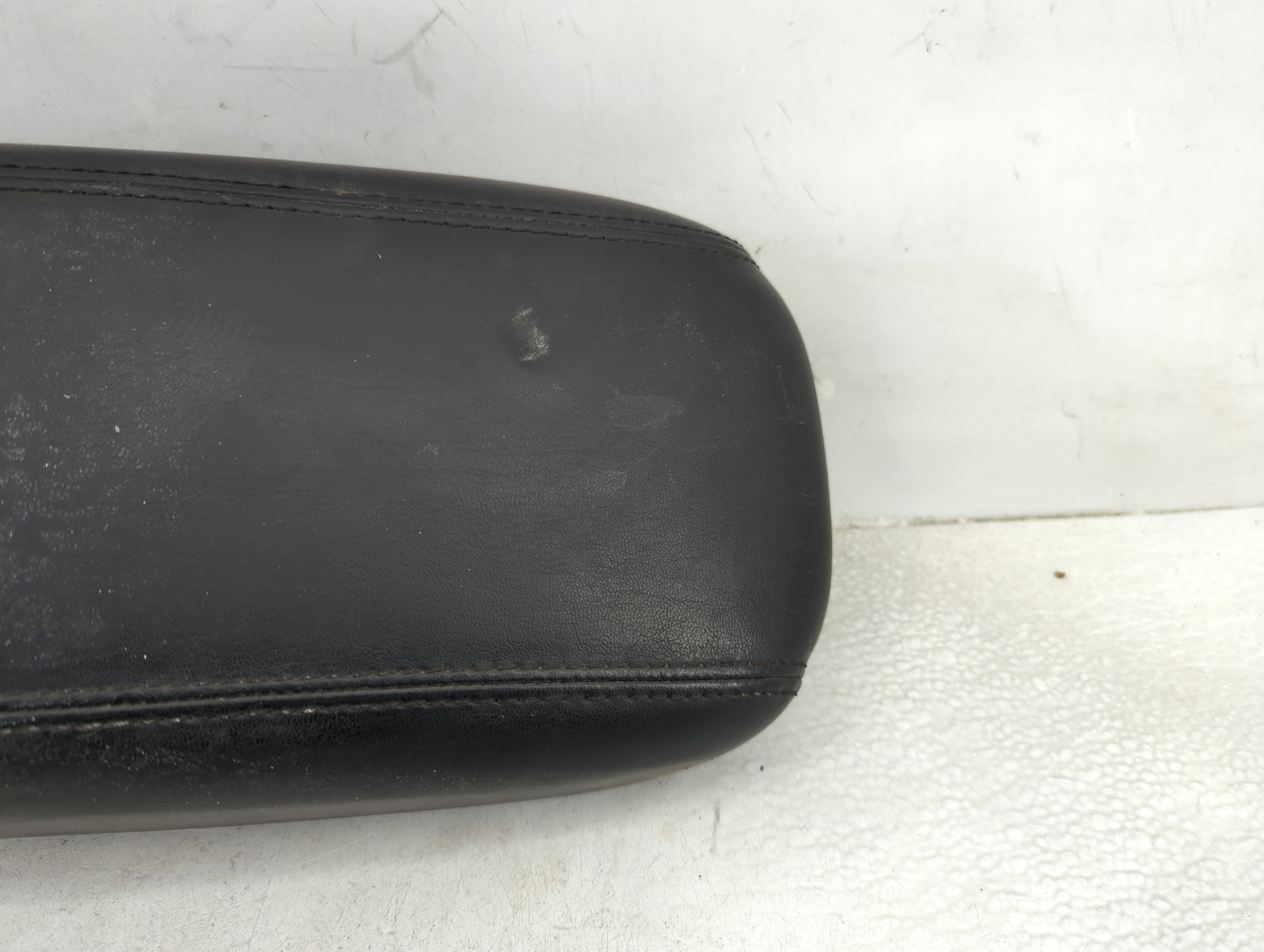 2016 Dodge Dart Center Console Armrest Cover Lid Fits OEM Used Auto Parts - Oemusedautoparts1.com