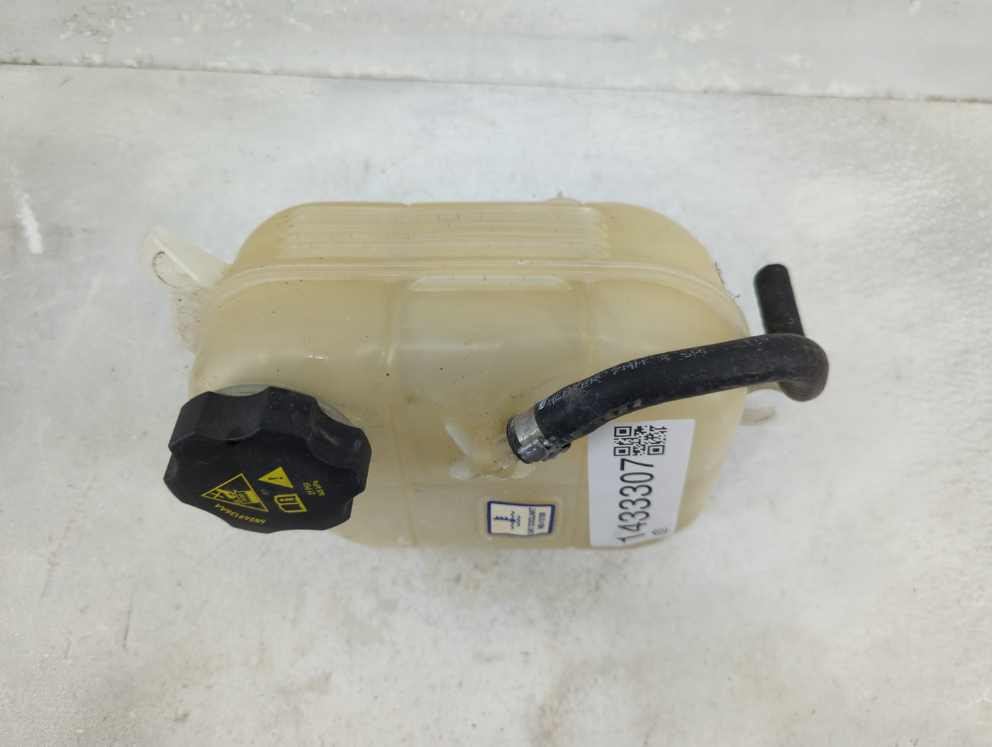 2013-2016 Dodge Dart Radiator Coolant Overflow Expansion Tank Bottle 1433307 - Oemusedautoparts1.com