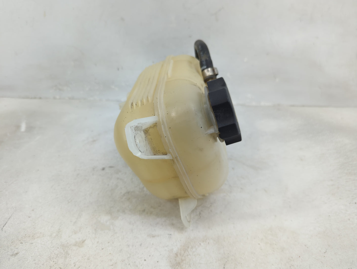 2013-2016 Dodge Dart Radiator Coolant Overflow Expansion Tank Bottle 1433307 - Oemusedautoparts1.com