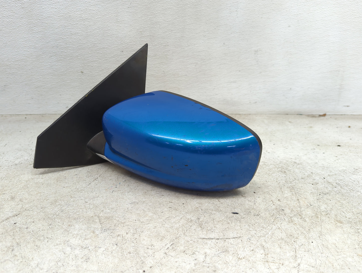 2013-2016 Dodge Dart Driver Side View Mirror - Left Door Mirror OEM Used - Oemusedautoparts1.com