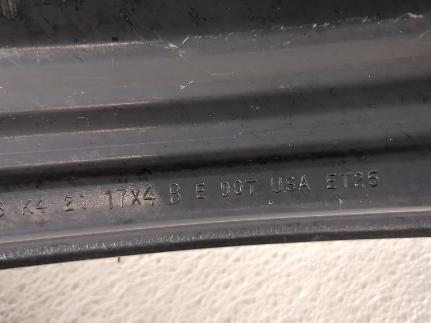 2013-2016 Dodge Dart Spare Donut Tire Wheel Rim Oem 1455282 - Oemusedautoparts1.com
