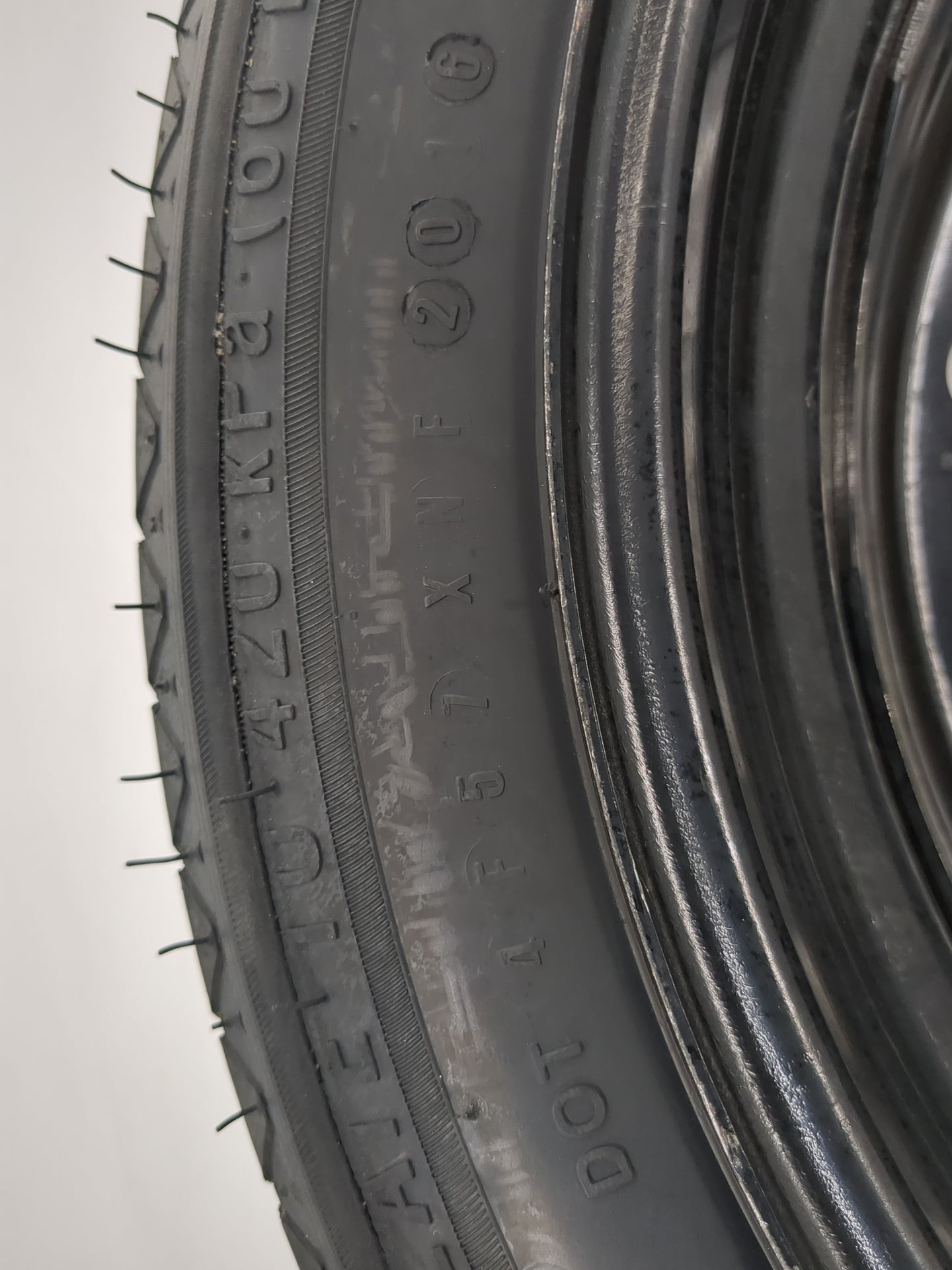 2013-2016 Dodge Dart Spare Donut Tire Wheel Rim Oem 1455282 - Oemusedautoparts1.com