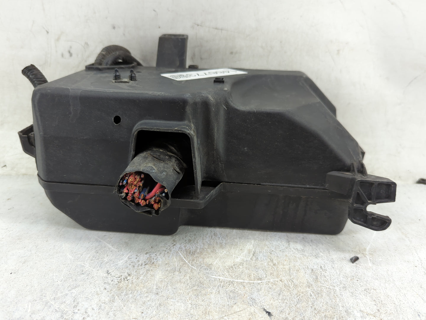 2015-2016 Dodge Dart Fusebox Fuse Box Panel Relay Module Fits Fits 2015 2016 OEM Used Auto Parts - Oemusedautoparts1.com