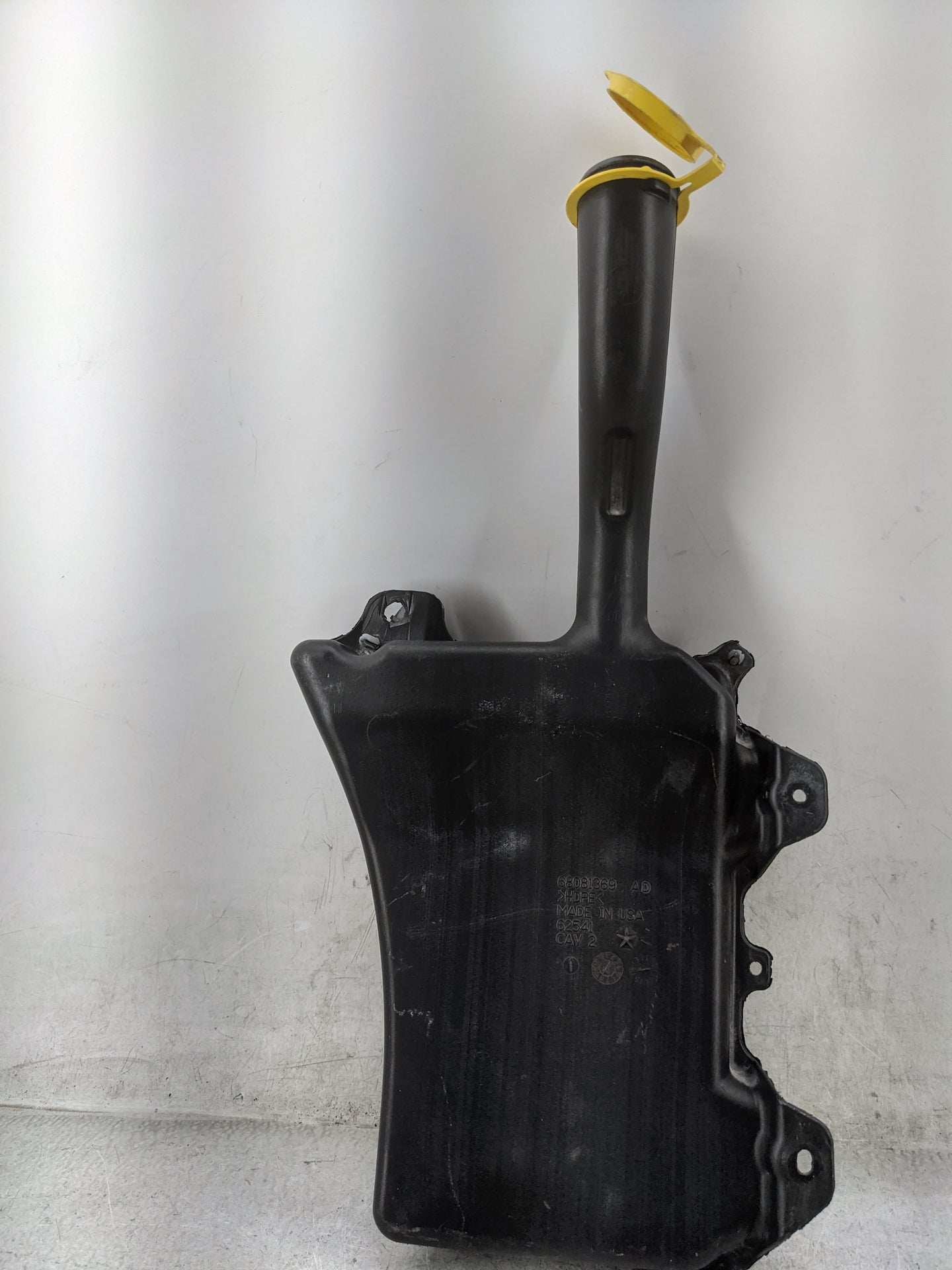 2013-2016 Dodge Dart Windshield Washer Fluid Reservoir Bottle Oem 1477272 - Oemusedautoparts1.com