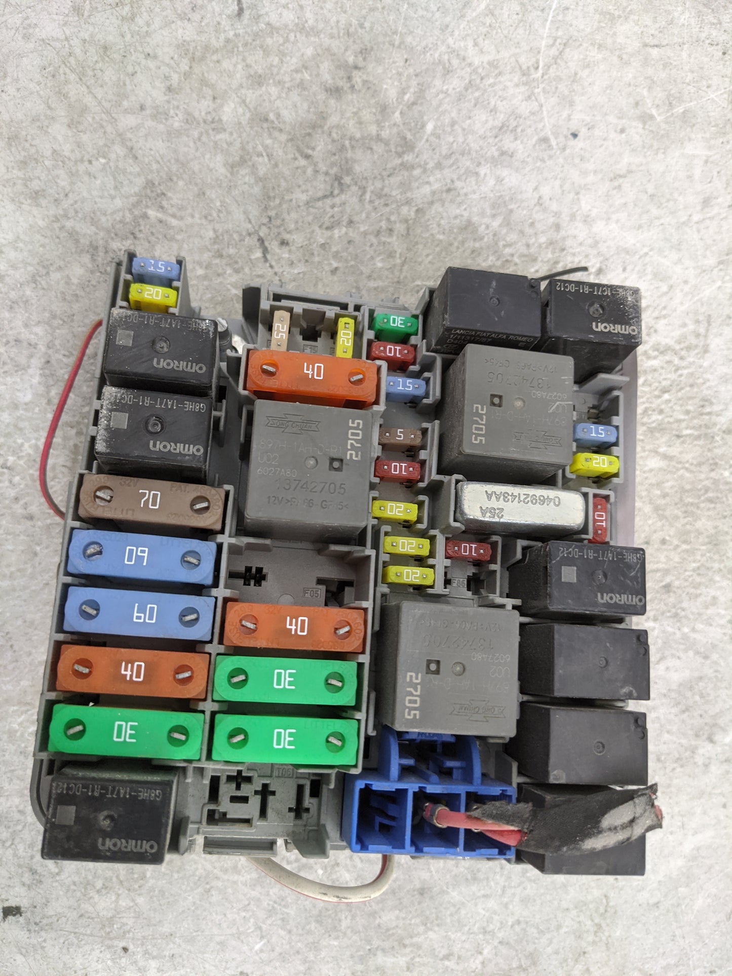 2015-2016 Dodge Dart Fusebox Fuse Box Panel Relay Module P/N:51867698 Fits Fits 2015 2016 OEM Used Auto Parts - Oemusedautop