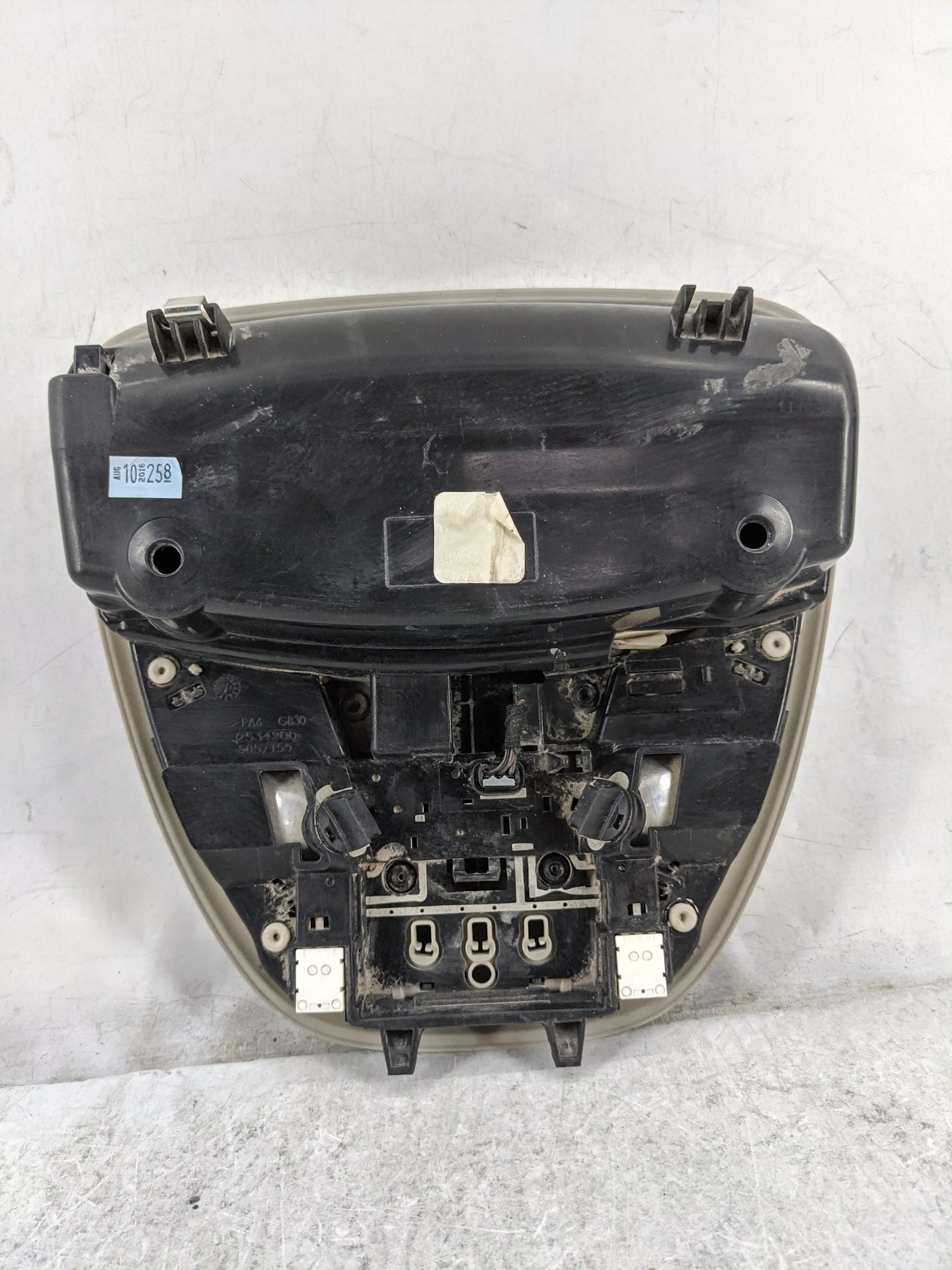 2016-2016 Dodge Dart Overhead Roof Console 1478237 - Oemusedautoparts1.com