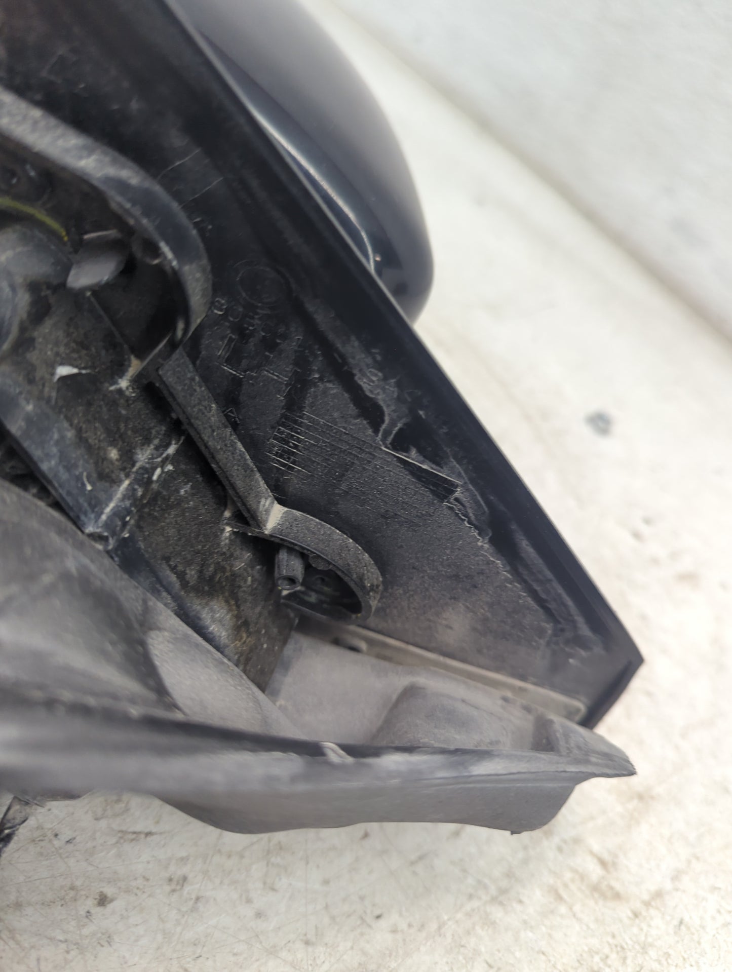 2016 Dodge Dart Passenger Side View Mirror - Right Door Mirror OEM Used - Oemusedautoparts1.com