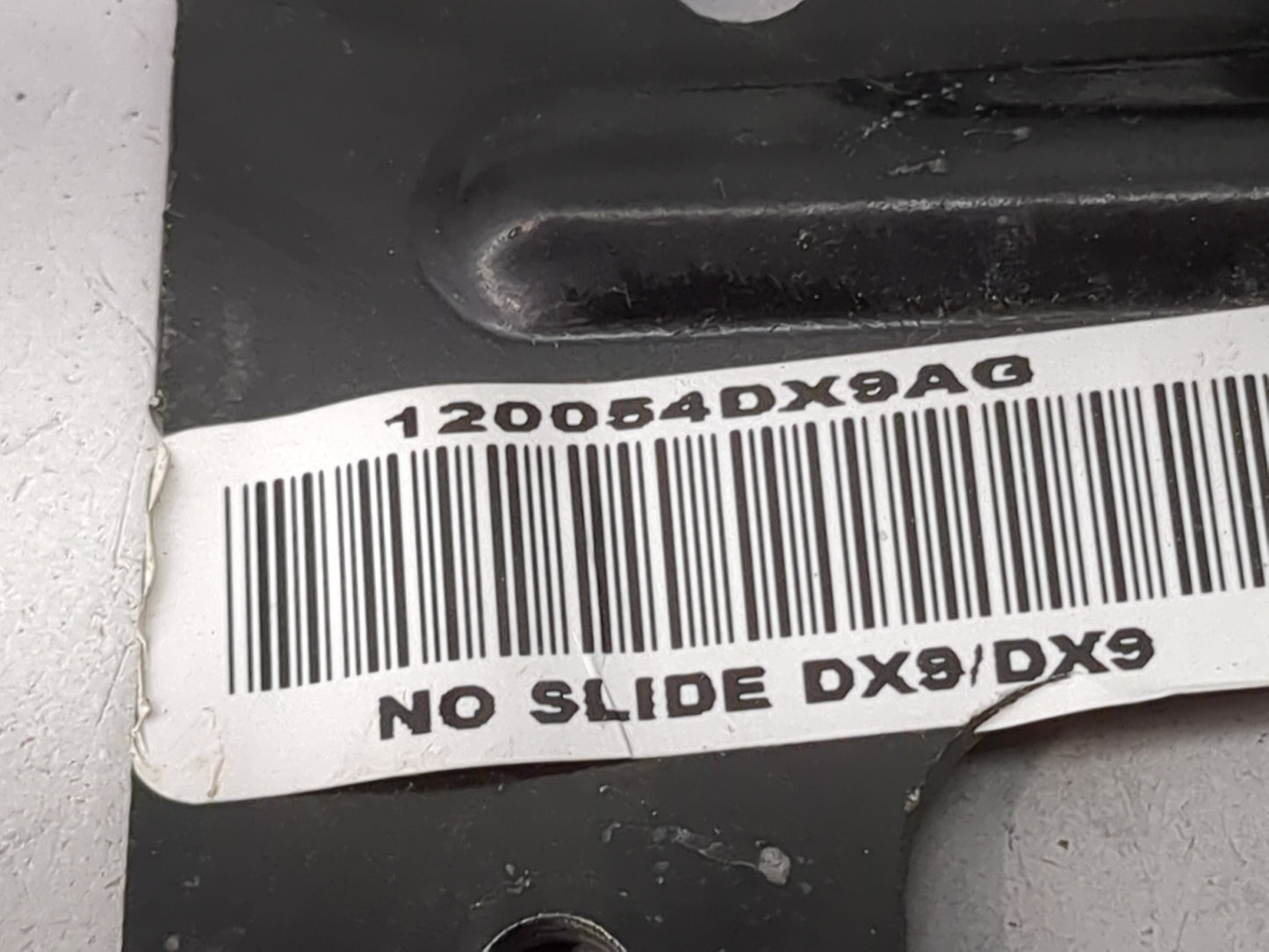 2016 Dodge Dart Center Console Armrest Cover Lid P/N:120054DX9AC Fits OEM Used Auto Parts - Oemusedautoparts1.com