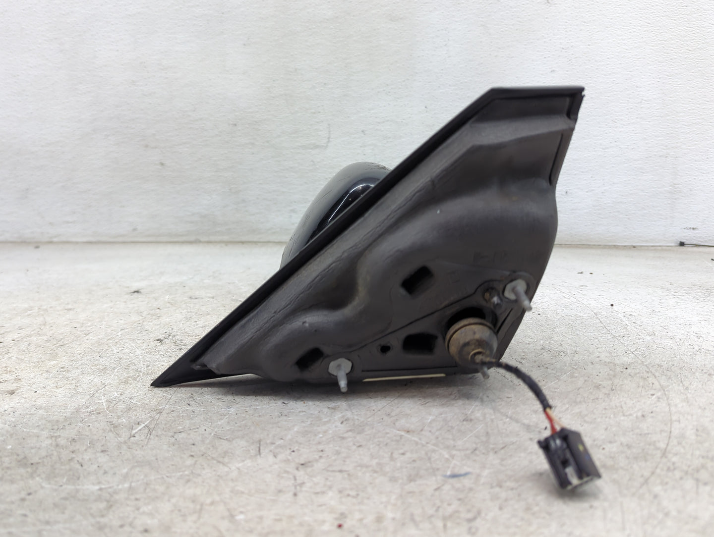 2013-2016 Dodge Dart Driver Side View Mirror - Left Door Mirror OEM Used - Oemusedautoparts1.com