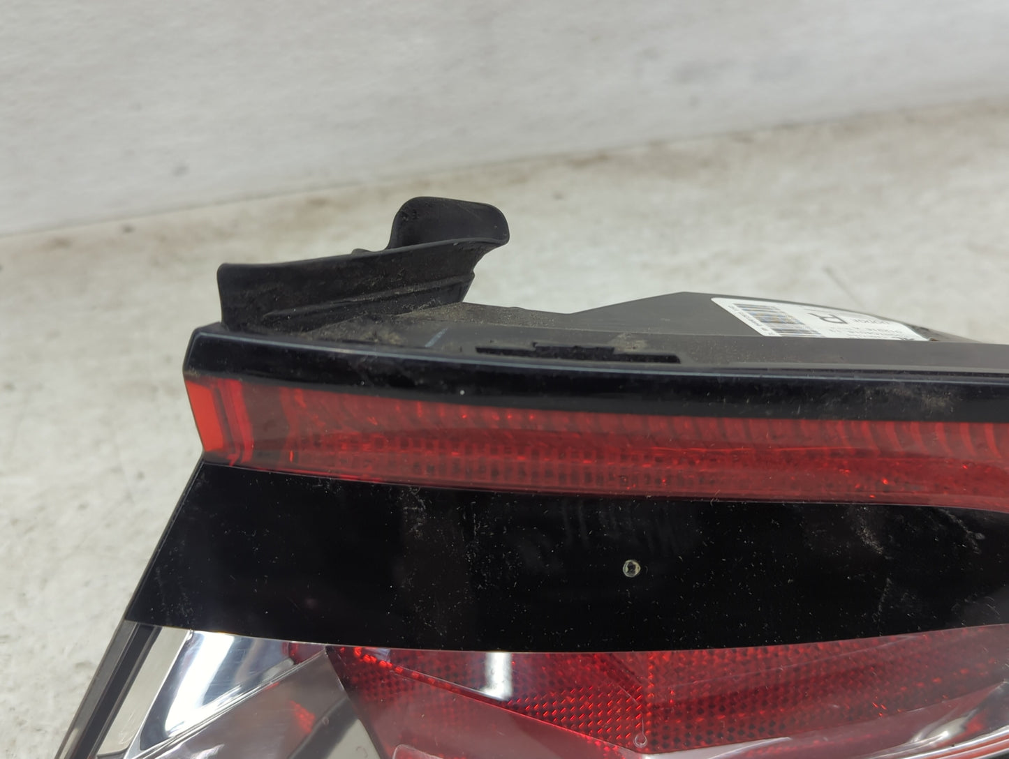 2016 Dodge Dart Tail Light Assembly Passenger Right OEM P/N:68081394AH Fits OEM Used Auto Parts - Oemusedautoparts1.com