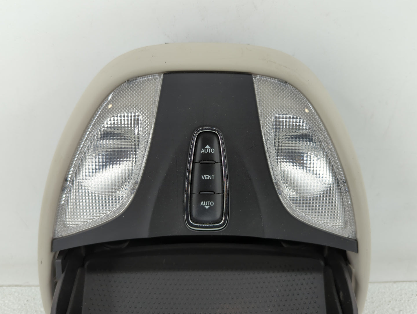 2016-2016 Dodge Dart Overhead Roof Console Interior Dome Light Black - Oemusedautoparts1.com