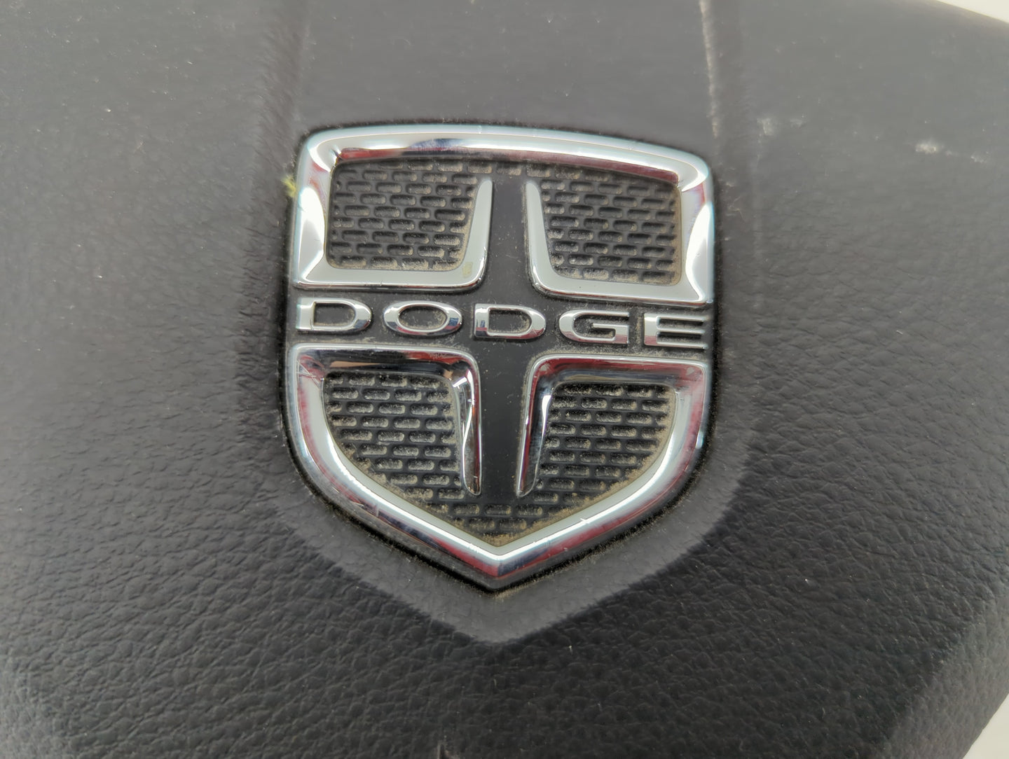 2013-2016 Dodge Dart Air Bag Passenger Right Knee OEM P/N:BAM PT1-1031 4AF 67T 3E DHU Fits Fits 2013 2014 2015 2016 OEM Used