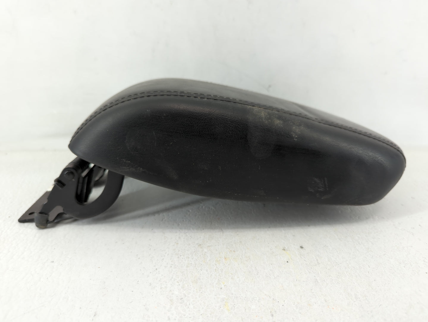 2016-2016 Dodge Dart Center Console Armrest Cover Lid Black - Oemusedautoparts1.com