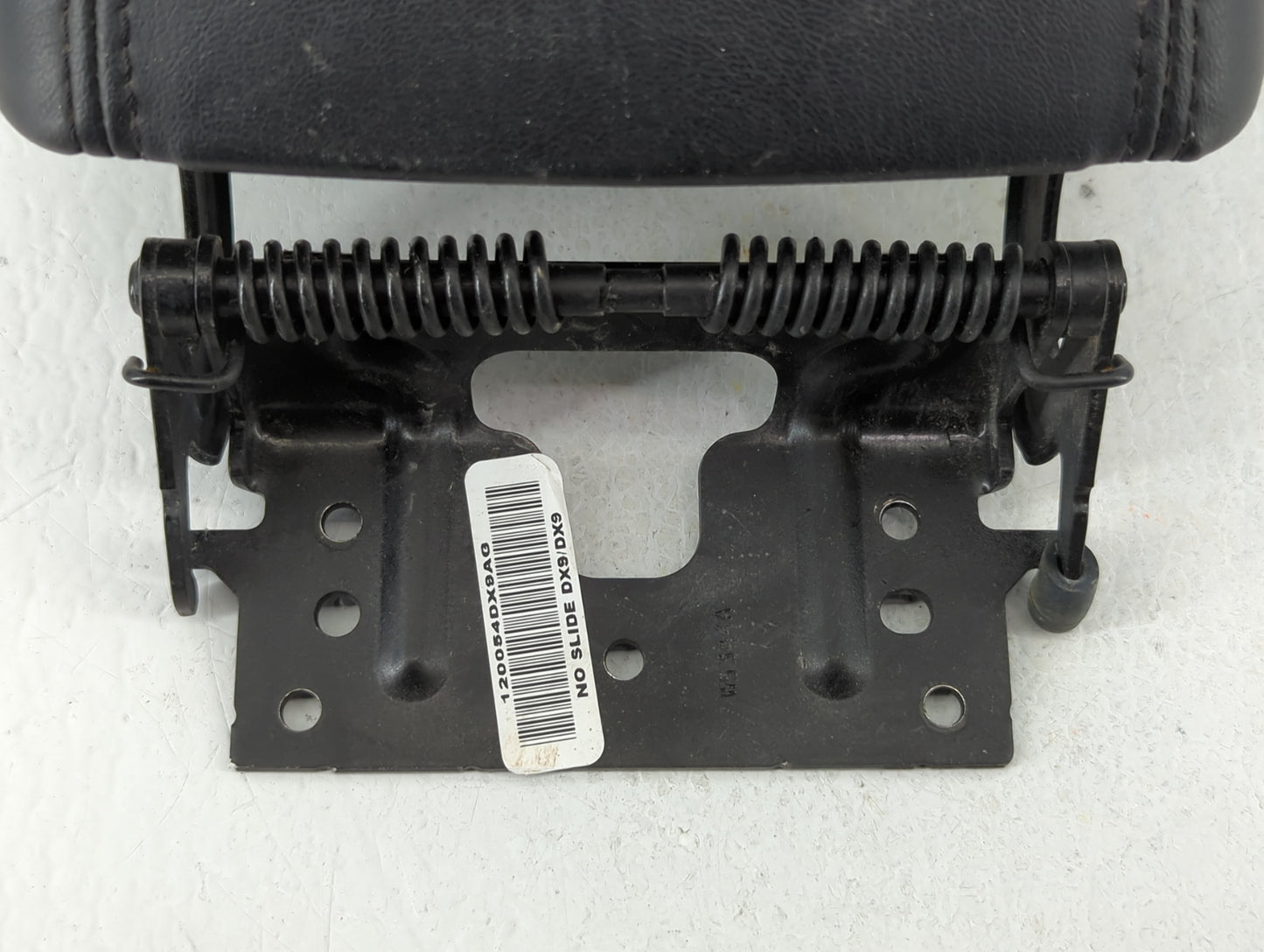 2016-2016 Dodge Dart Center Console Armrest Cover Lid Black - Oemusedautoparts1.com