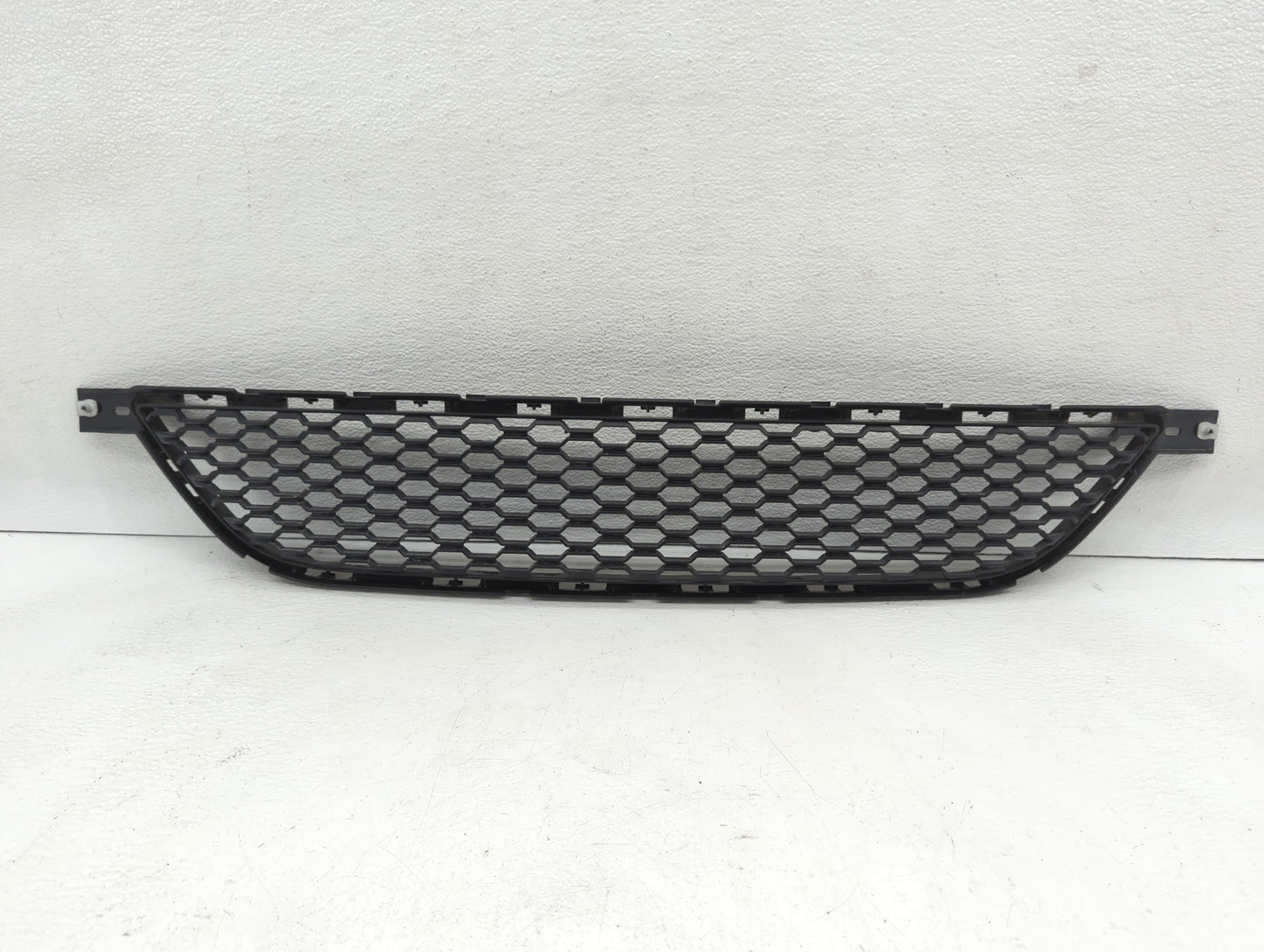 2013-2016 Dodge Dart Front Grille Bumper Not Included - Oemusedautoparts1.com