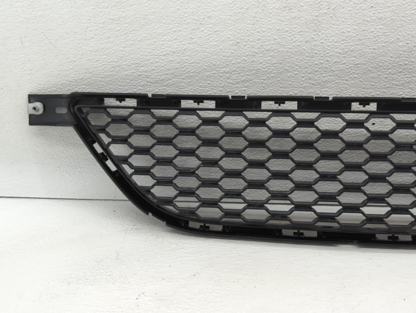 2013-2016 Dodge Dart Front Grille Bumper Not Included - Oemusedautoparts1.com