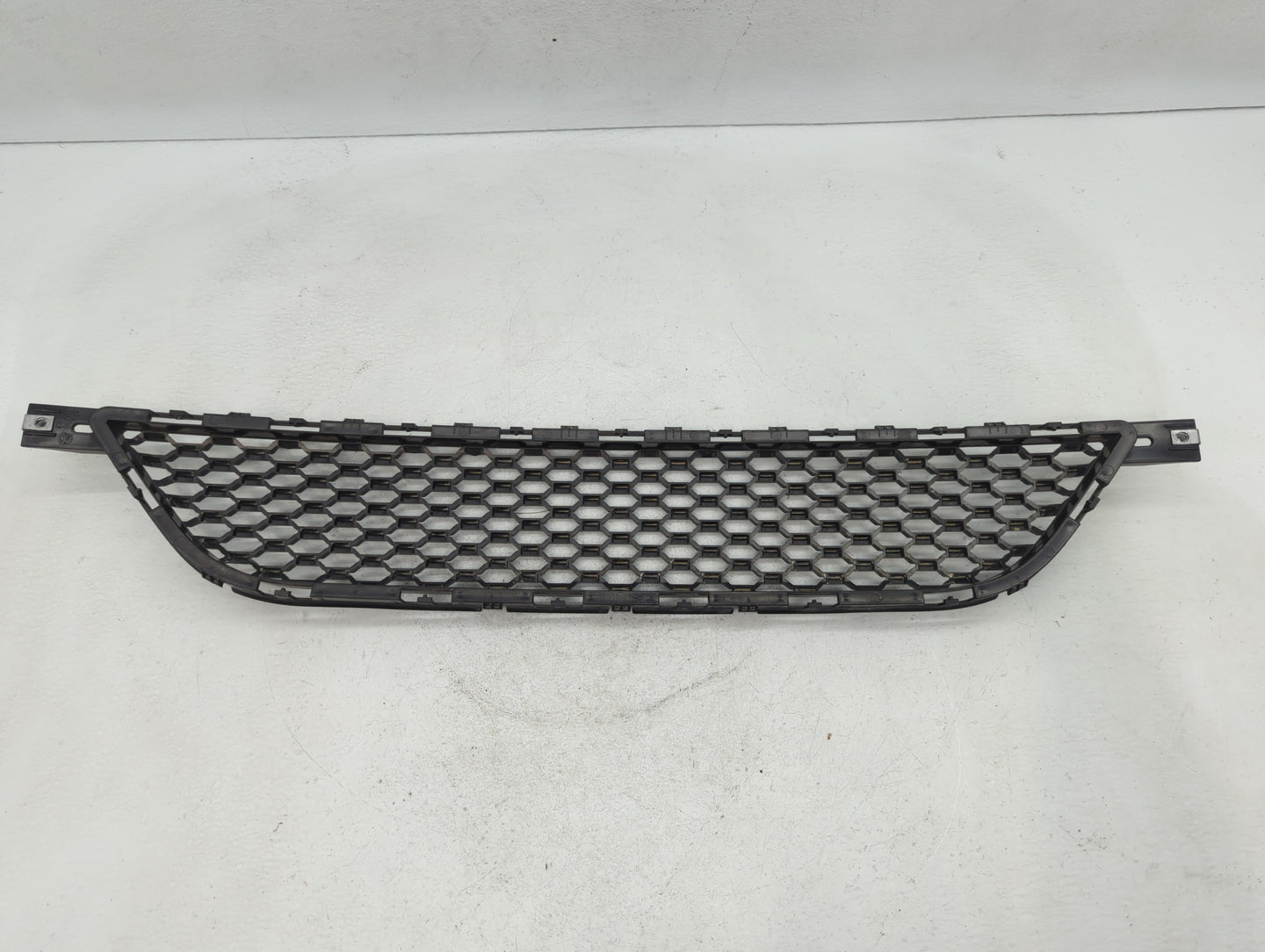 2013-2016 Dodge Dart Front Grille Bumper Not Included - Oemusedautoparts1.com