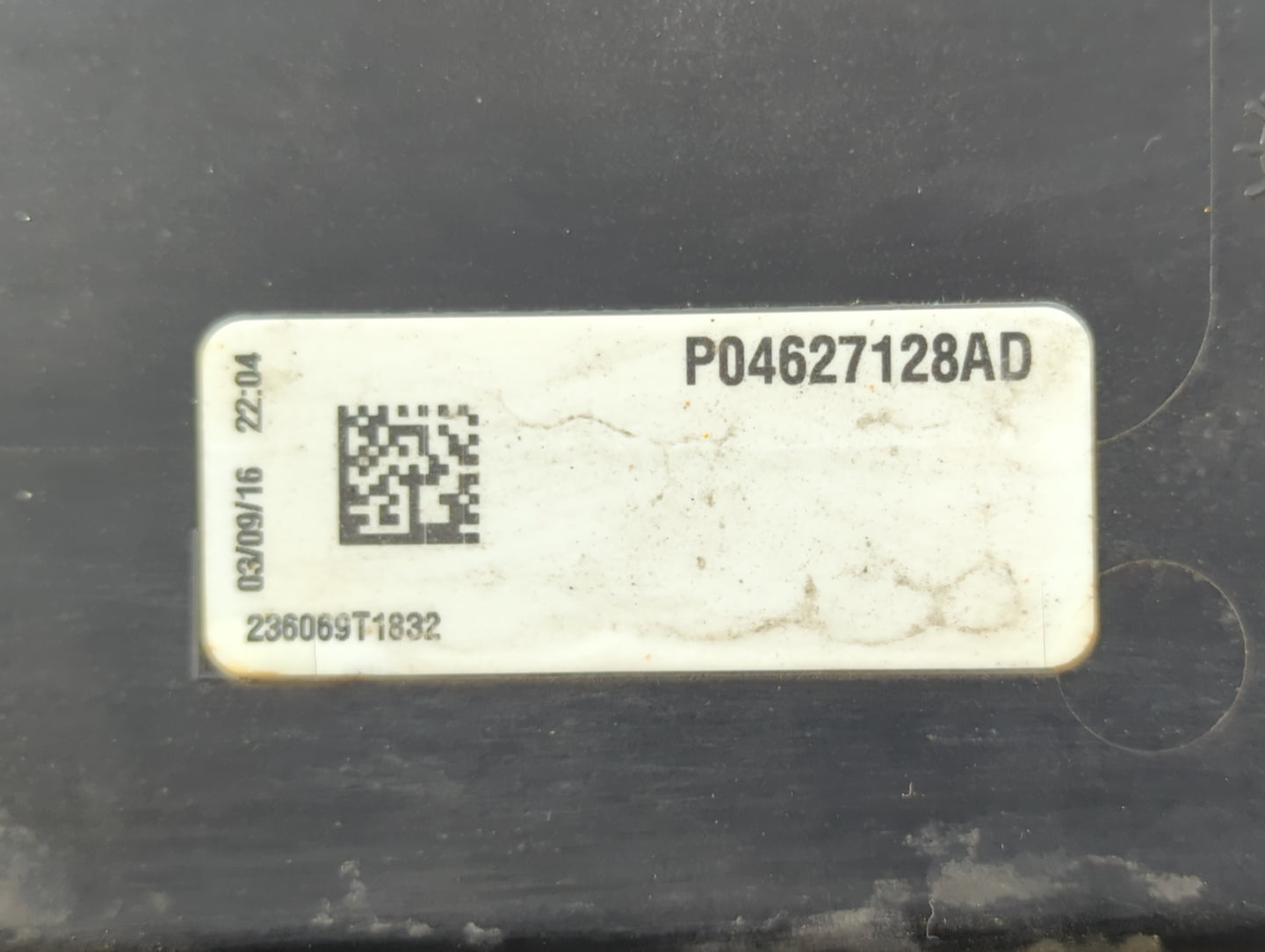 2016 Dodge Dart Engine Cover - Oemusedautoparts1.com