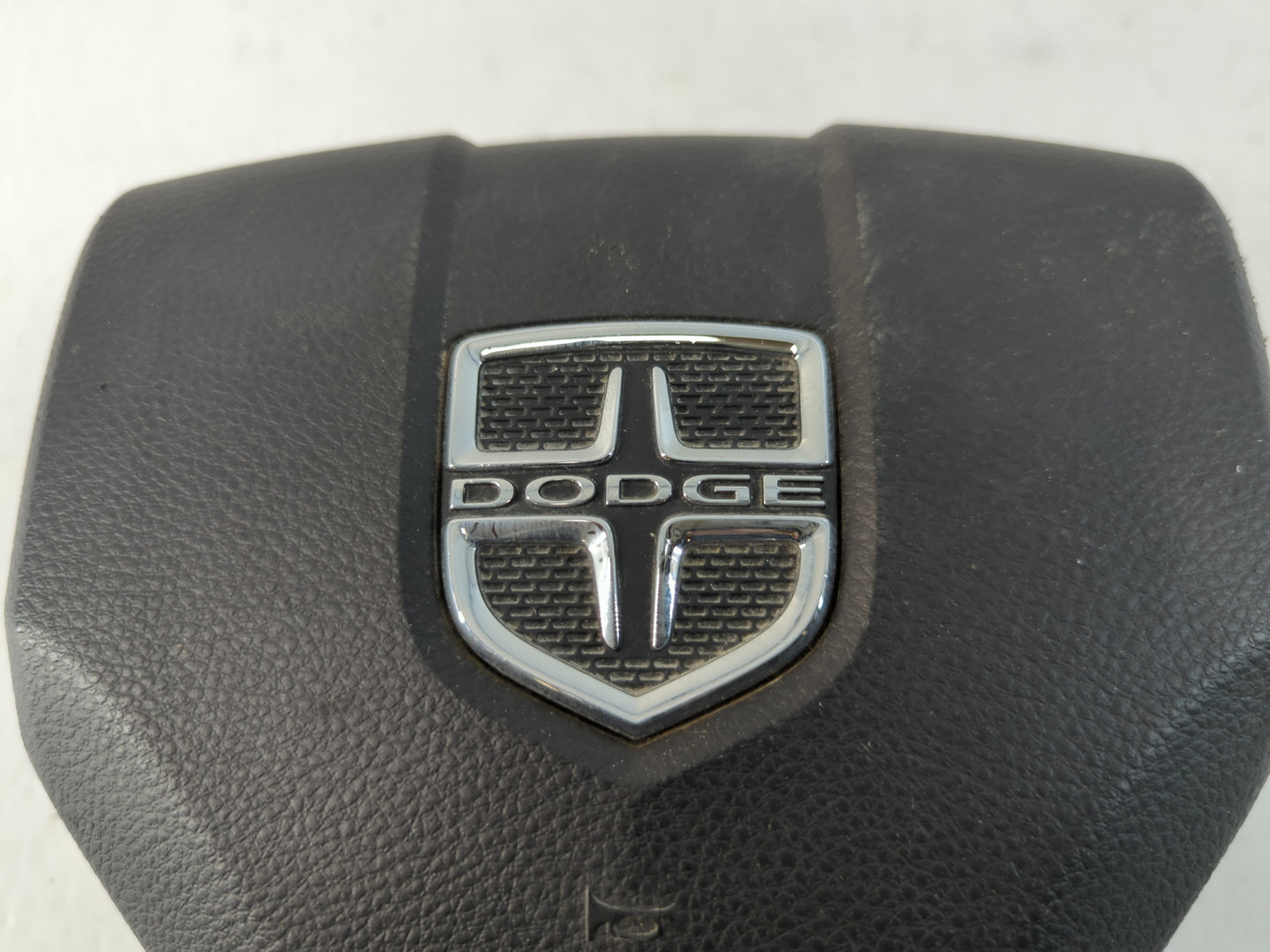 2013-2016 Dodge Dart Air Bag Driver Left Steering Wheel Mounted P/N:P1TL52DX9AD Fits Fits 2013 2014 2015 2016 OEM Used Auto 
