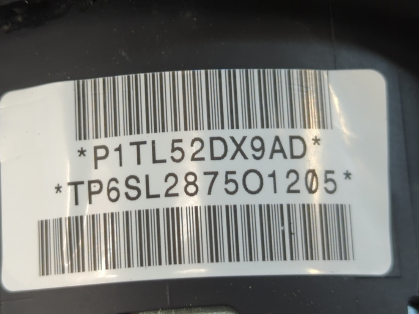 2013-2016 Dodge Dart Air Bag Driver Left Steering Wheel Mounted P/N:P1TL52DX9AD Fits Fits 2013 2014 2015 2016 OEM Used Auto 