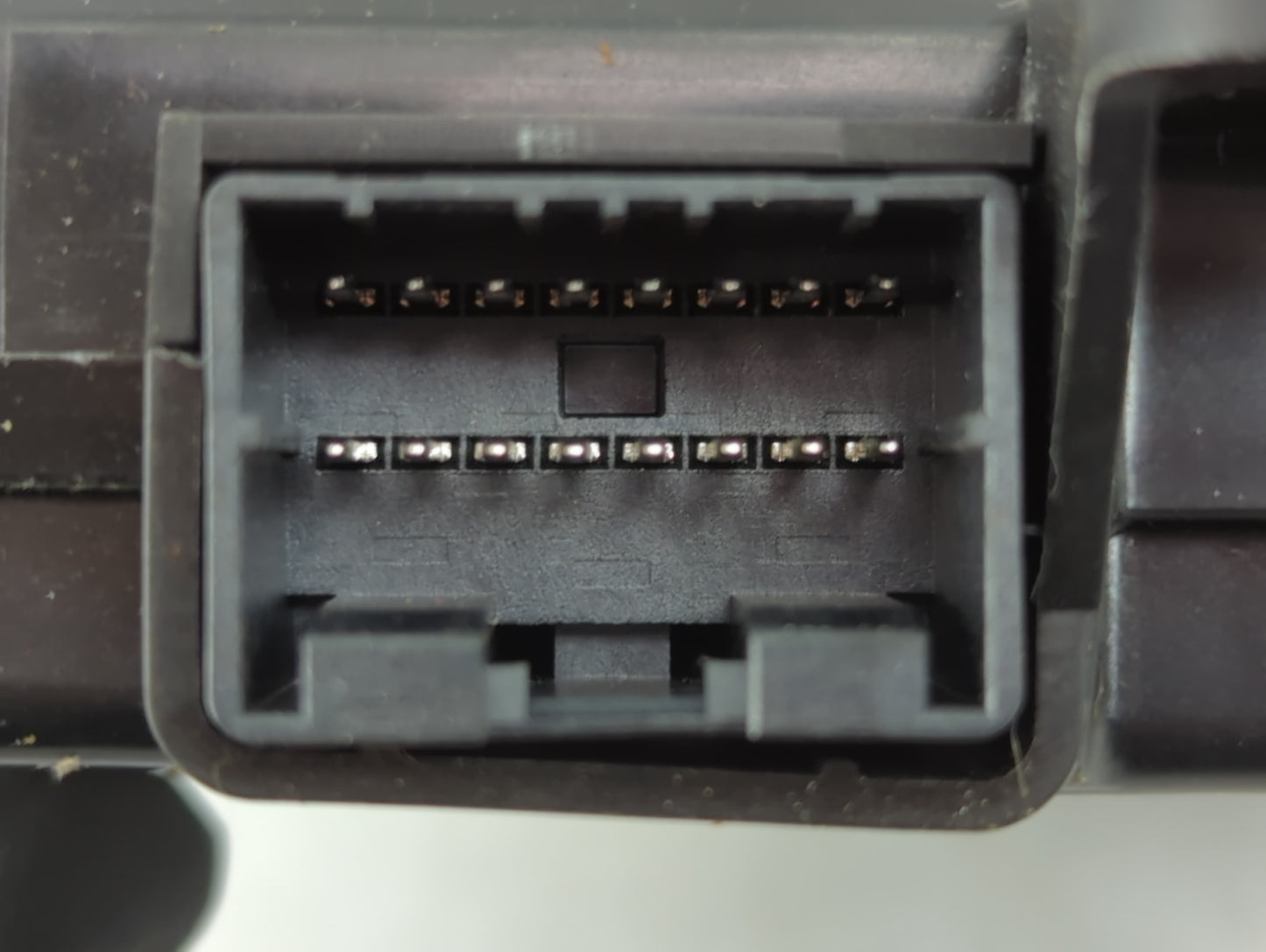 2013-2016 Dodge Dart Chassis Control Module Ccm Bcm Body Control - Oemusedautoparts1.com