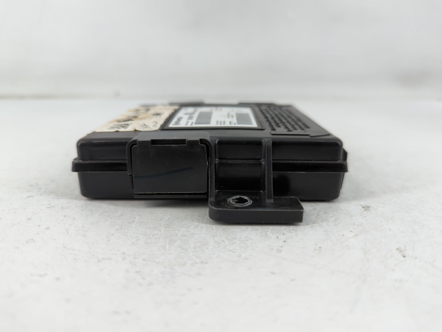 2013-2016 Dodge Dart Chassis Control Module Ccm Bcm Body Control - Oemusedautoparts1.com