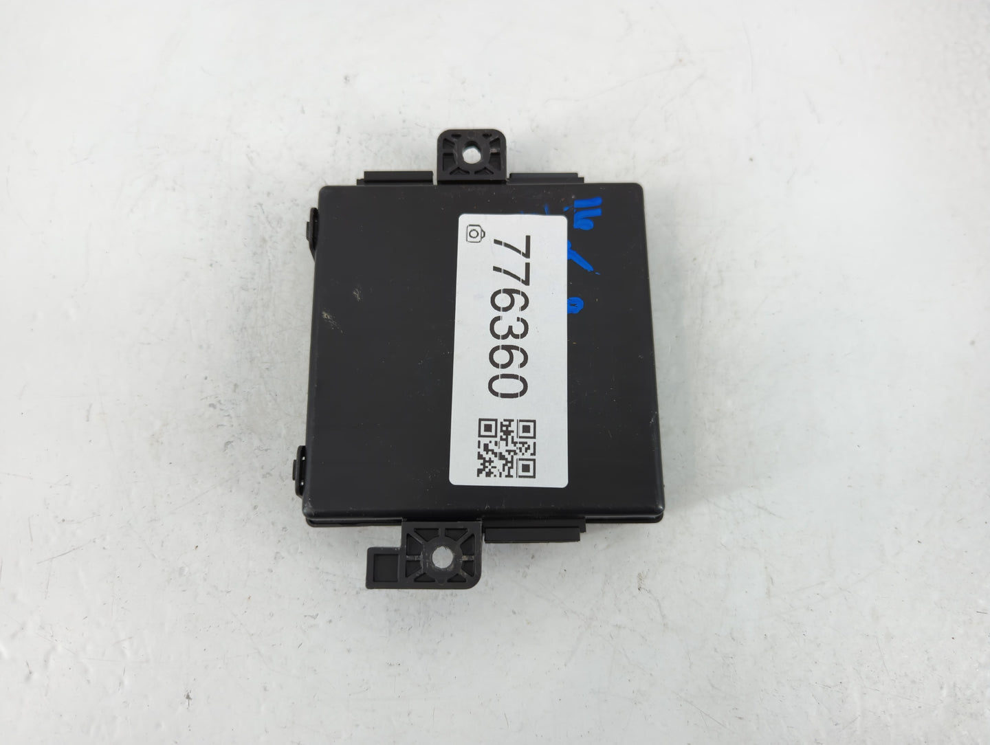 2013-2016 Dodge Dart Chassis Control Module Ccm Bcm Body Control - Oemusedautoparts1.com
