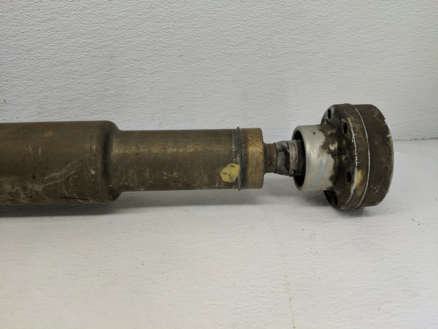 2014-2022 Dodge Durango Rear Driveshaft Oem - Oemusedautoparts1.com