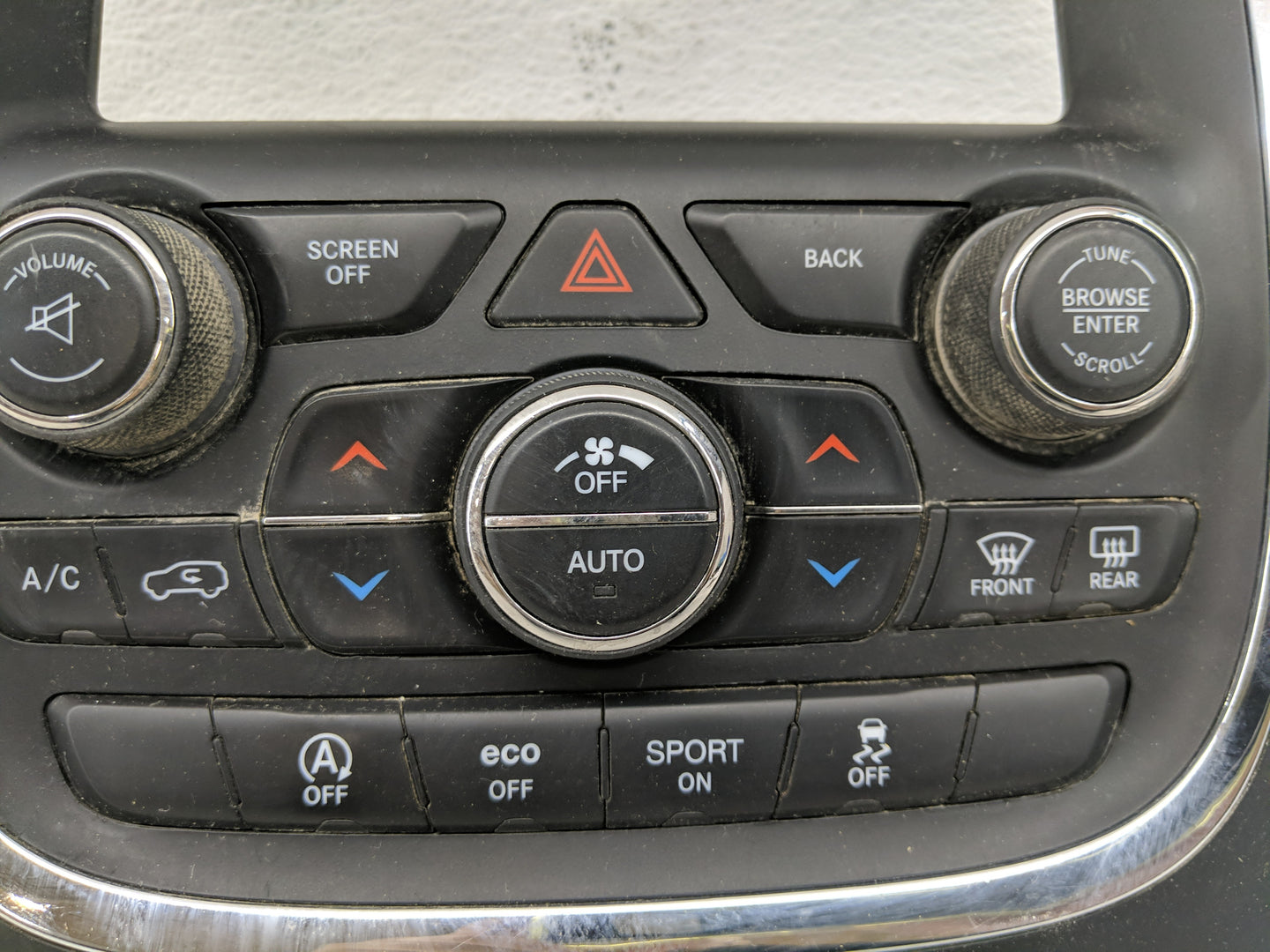 2016-2017 Dodge Durango Climate Control Module Temperature AC/Heater Replacement Fits Fits 2016 2017 OEM Used Auto Parts - O