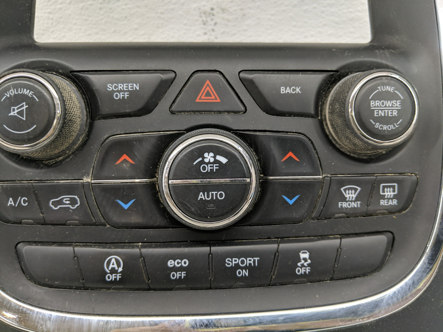 2016-2017 Dodge Durango Climate Control Module Temperature AC/Heater Replacement Fits Fits 2016 2017 OEM Used Auto Parts - O