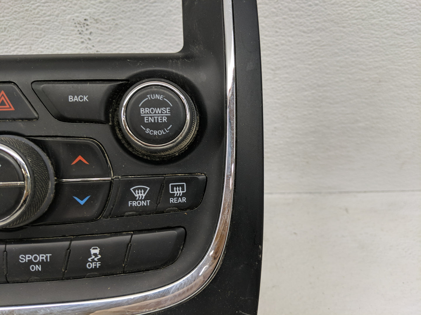 2016-2017 Dodge Durango Climate Control Module Temperature AC/Heater Replacement Fits Fits 2016 2017 OEM Used Auto Parts - O