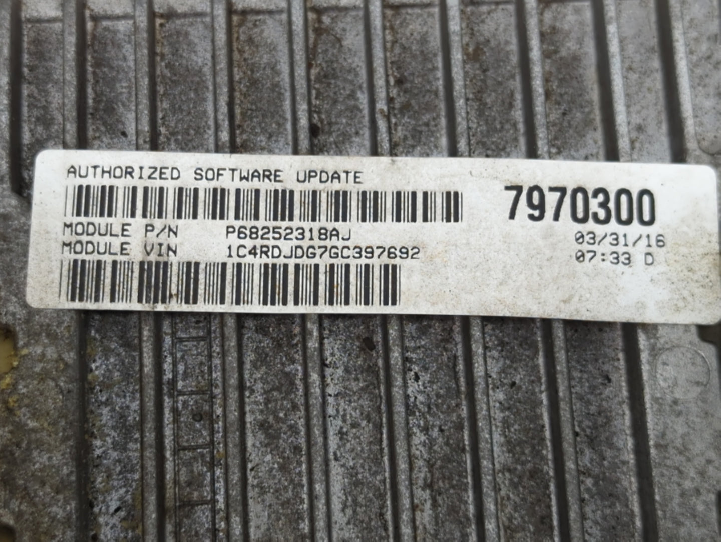 2016-2017 Dodge Durango PCM Engine Control Computer ECU ECM PCU OEM P/N:P68243326AA Fits Fits 2016 2017 OEM Used Auto Parts 