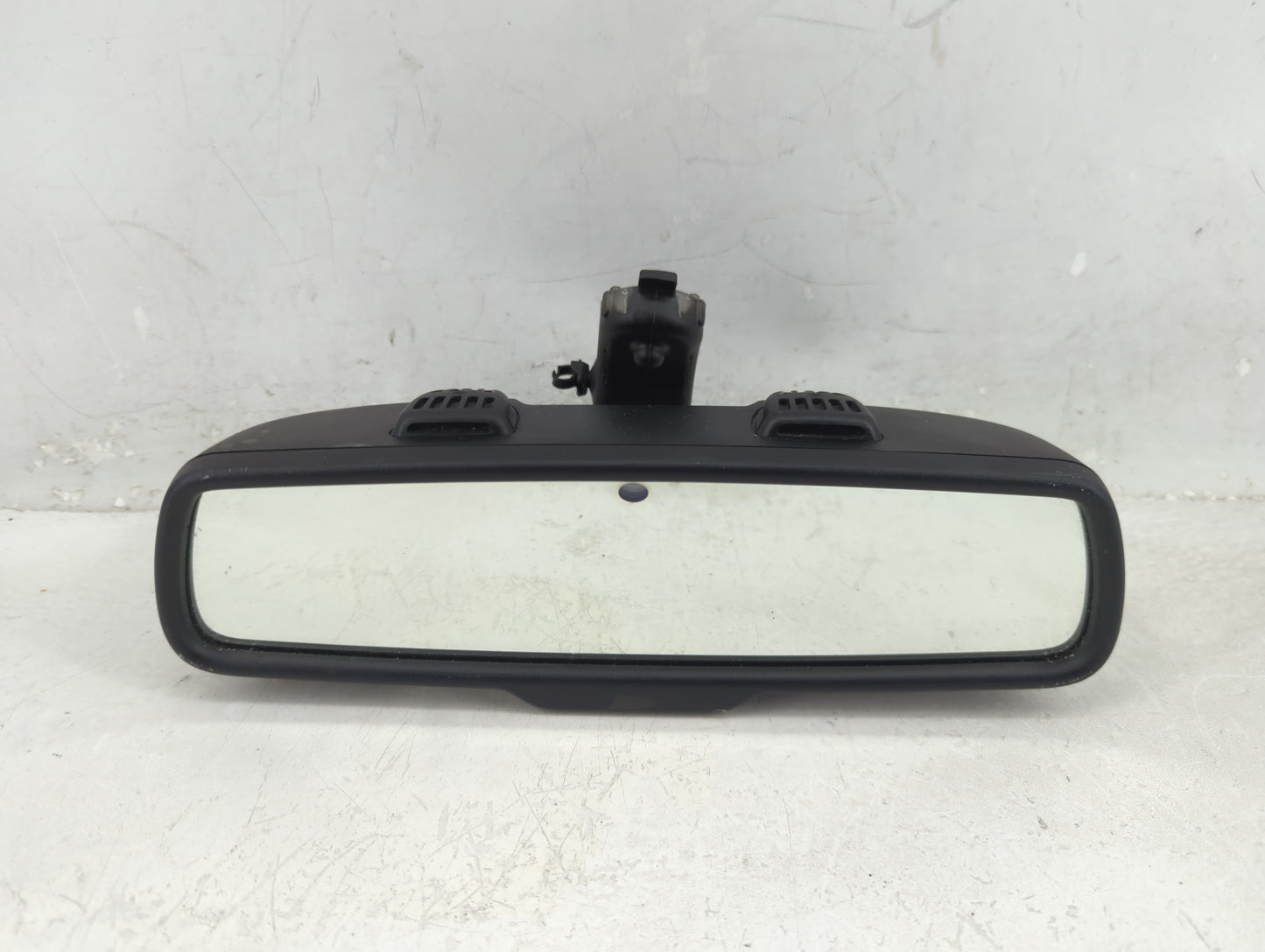 2014-2016 Dodge Durango Interior Rear View Mirror Replacement OEM P/N:68231564AC Fits Fits 2014 2015 2016 OEM Used Auto Part