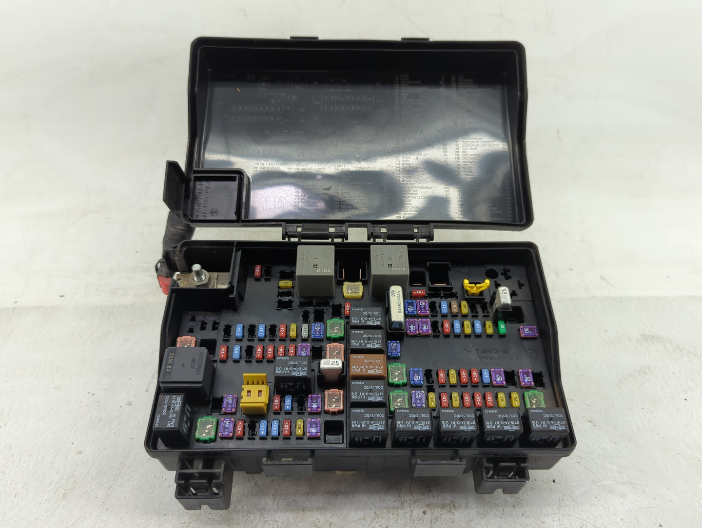 2016 Dodge Durango Fusebox Fuse Box Panel Relay Module P/N:7140-5131-30 7140-1980-30 Fits OEM Used Auto Parts - Oemusedautop